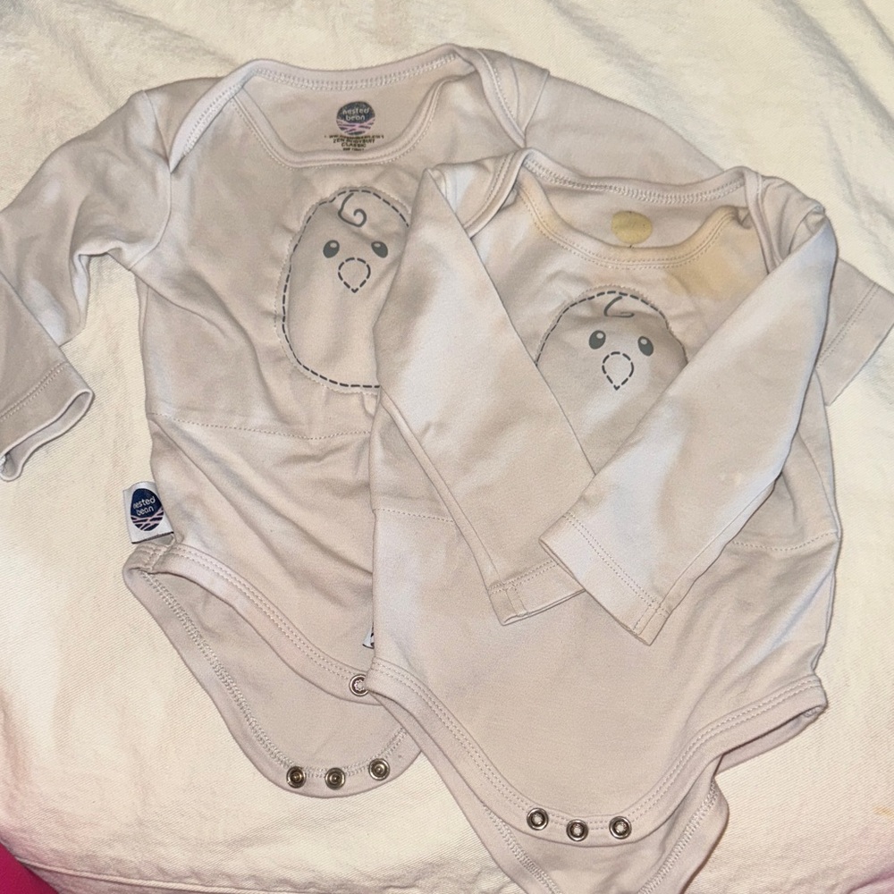 Nested Bean Cream Baby Bodysuit Set